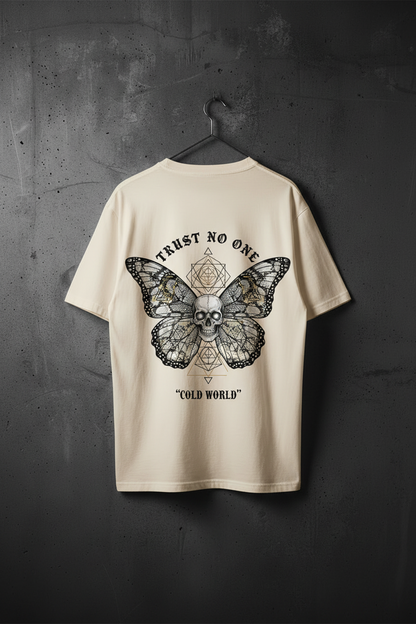 TRUST NO ONE Oversized Shirt